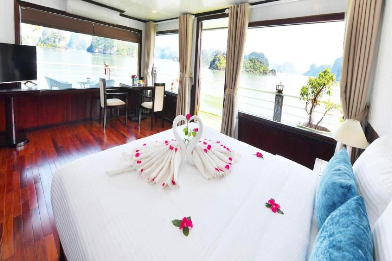 Hotel Halong Sapphire Cruises Ha Long Exterior foto
