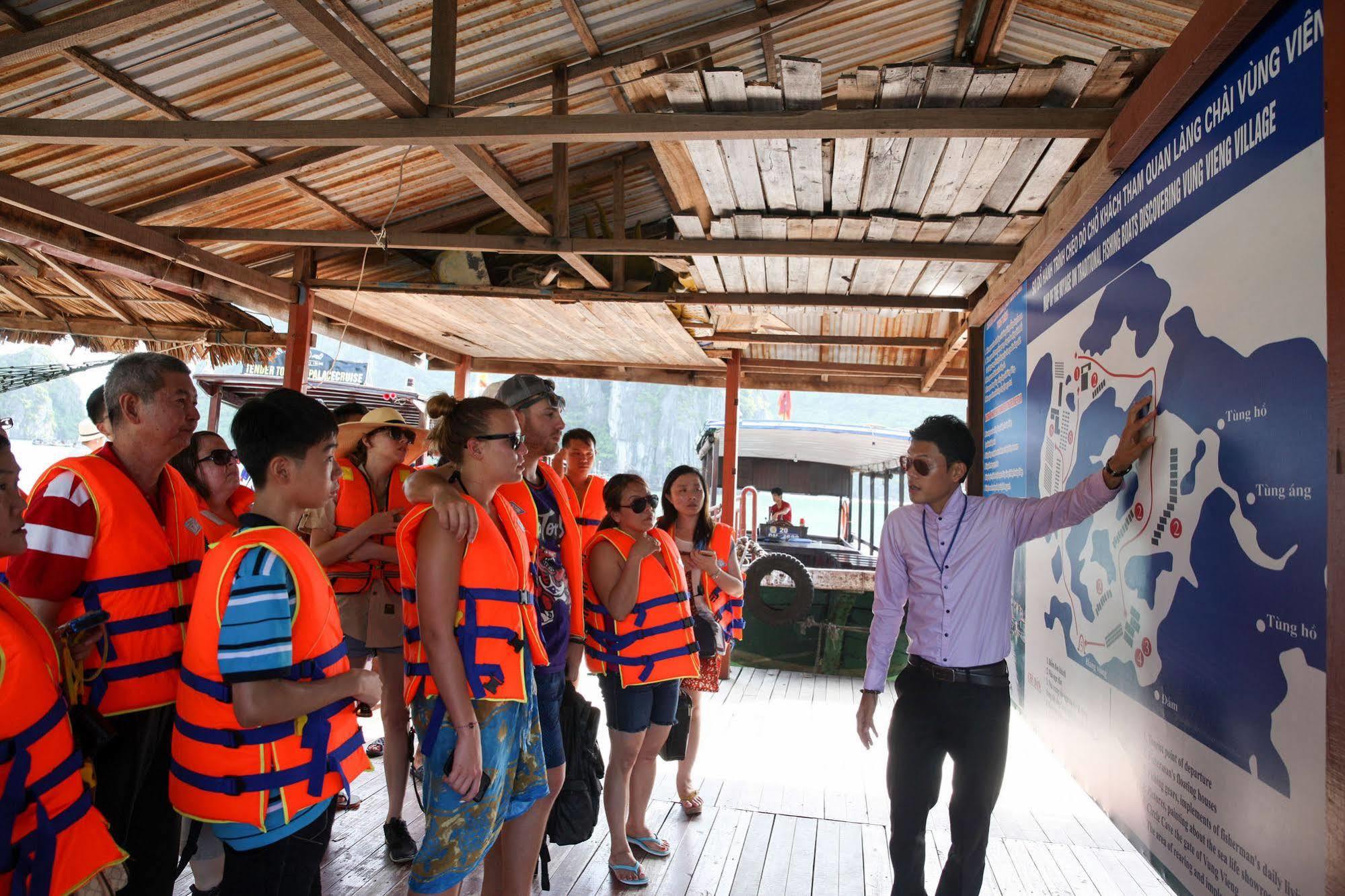 Hotel Halong Sapphire Cruises Ha Long Exterior foto