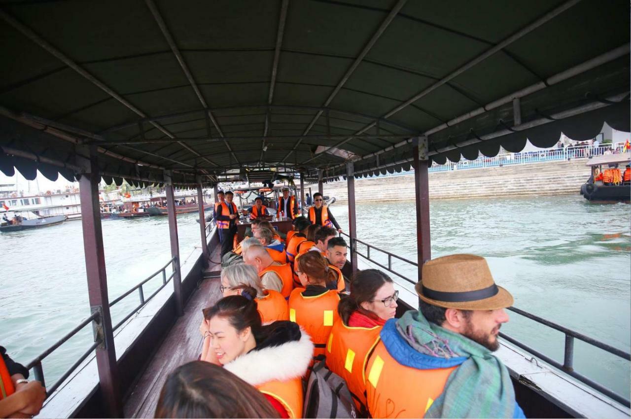 Hotel Halong Sapphire Cruises Ha Long Exterior foto