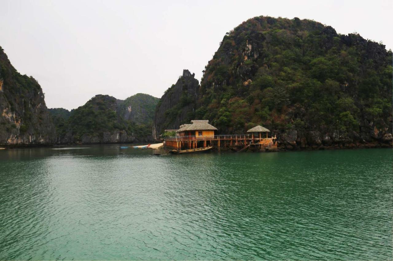 Hotel Halong Sapphire Cruises Ha Long Exterior foto